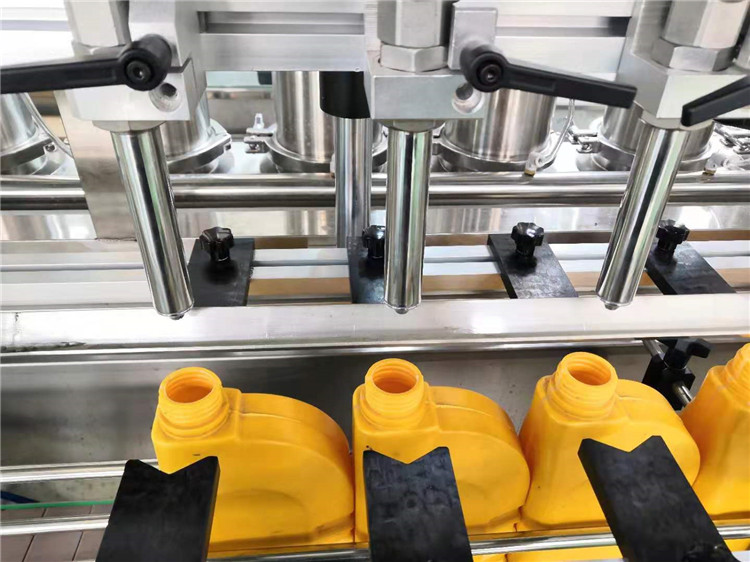 LDP pudelite keemiline täitmismasin